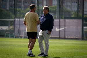 拉波尔塔：原则上不会再有新签约，教练希望用预备队加强一线队