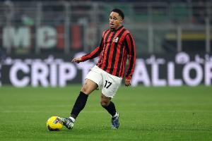 隆戈：奥卡福可能离队，米兰将寻求补强能踢影锋的高水平边锋