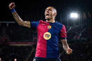 世体：巴萨胸前广告想卖1.2亿欧，Spotify想给8000万欧签到2034年