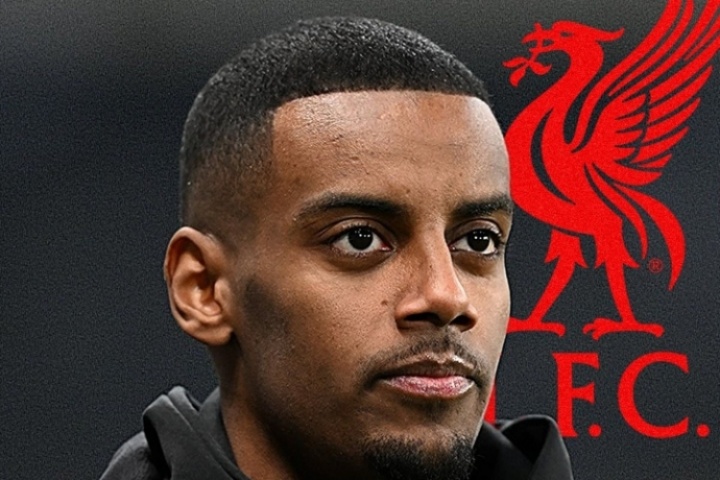 此树何时下？罗马诺曾表示利物浦卖迪亚斯后，将创纪录报价伊萨克