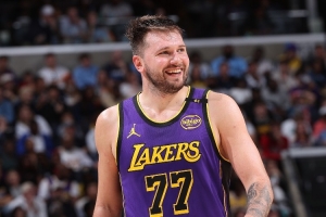 教练：胖版东契奇都是顶级球员 减重后对其他球队来说简直是噩梦