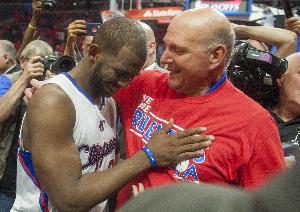 苏群：快船季后赛想连过四关夺冠概率很低 这两年不行就得散伙