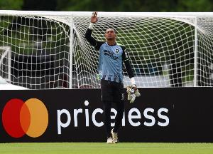 罗马诺：西汉姆800万欧报价博塔弗戈门将，曼联&埃弗顿等队也关注