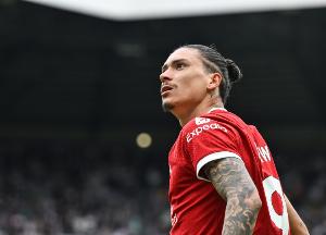 记者：新月4600万镑+丰厚奖金报价努涅斯，尚未与利物浦达成协议