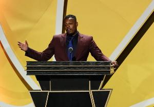 皮尔斯：我计划开发APP帮助单亲妈妈理财 现在她们的生活很糟糕