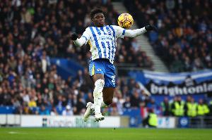 儿魔梦+1⁉️记者：巴莱巴想去曼联，他将和布莱顿沟通以降低要价