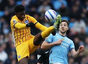 喀麦隆队队友！曼晚：姆贝莫和奥纳纳或许能帮助曼联签巴莱巴