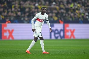 记者：纽卡对于穆阿尼没兴趣，也没采取行动