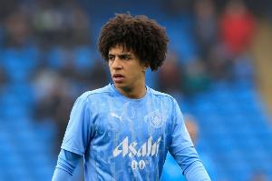 法媒：诺丁汉森林3000万欧报价刘易斯，遭到曼城拒绝