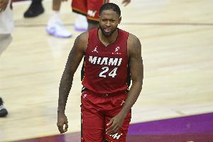 美媒：篮网敦促热火尽快完成海史密斯交易 他们还有一笔操作要做