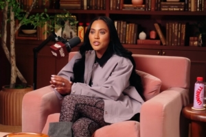 阿耶莎：遇到库里之前没想过结婚&也不想生孩子 就想专心当演员