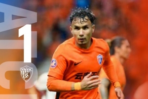 2025中超联赛第22轮，主场做战的云南玉昆最终1-5不敌成都蓉城