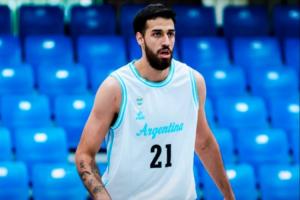 刺激！三人遭禁赛的阿根廷空接压哨绝杀哥伦比亚 晋级1/4决赛