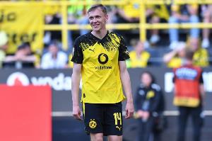 记者：拜尔无意加盟布伦特福德，他仍决心在多特证明自己