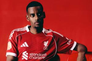 是否担心伊萨克以后闹罢训走？斯洛特：各方满意能走，没必要罢训