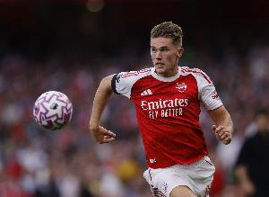 积极！约克雷斯本赛季在进攻三区、对手禁区逼抢次数领跑所有球员