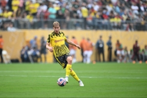 斯文松：上半场我们有很多进球机会，下半场对手表现得更好