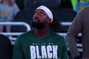 谨慎！贝弗利：我不和不认识的人打牌 要玩也不能超过1000块