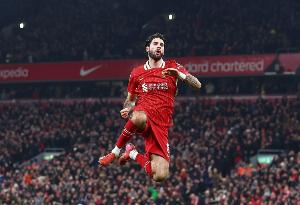 TA：利物浦正在和索博谈新合同，球员未来一两年可能成为红军队长