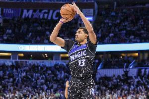 末节狂砍22分！小霍华德23中11&5记三分拿到30分7板3助