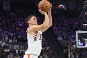 何方神圣！吉莱斯皮连轰3记3分（2记超远3分） 太阳领先湖人24分