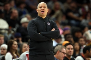 船记：卢在末节的暂停使用有待改进 剩19分40秒仅暂停1次还是挑战