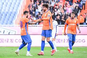 泰山总积分1500分总胜场423场总进球1490个，均是顶级联赛之最