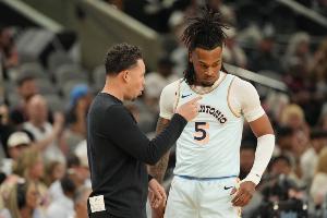 淘汰湖人！马刺队史首次打进NBA杯四强 半决赛将对阵雷霆