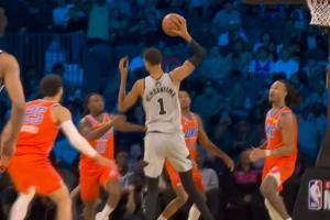 😳外星人太狠了！文班次节登场 1分钟疯狂前场板2分2板1助