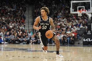 今天也没让上！马刺主教练赛前：索汉上场时间减少是教练组的决定