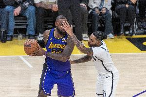 拉塞尔的拉跨表现证明湖人放弃他是对的 尽管只换了DFS半年使用权