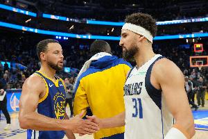 历史单场砍下40+且投进10+三分榜：库里24次断档第一 克莱7次第二