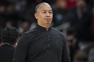 球队缺什么魂？卢：我们心态容易崩 稍微遇到点挫折就垂头丧气