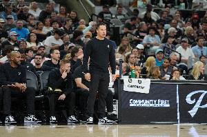 决赛惜败！米奇：球队在客场之旅积累了大量经验 仍有进步的空间