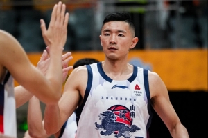 媒体人：所有人都以为陈林坚不行了 但32岁的他在山东找回了自我