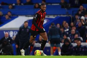 邮报：曼城正敲定6500万镑签塞梅尼奥，3000万镑出售鲍勃至多特