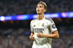 皇马跟队：赫伊森预计随队去沙特踢西超杯，有望半决赛或决赛复出