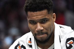 Amick：字母哥可能在未来几周明确提出交易 雄鹿现状很难有所改变