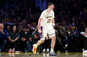 不要我是吧？拉拉维亚两战旧主灰熊轰下45分 投篮合计27中17