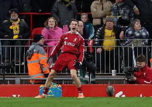 回声报：无论在左路还是中路，维尔茨在斯洛特战术调整中均是核心