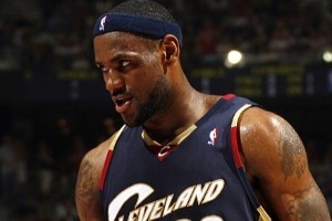 10000分历史最快？卢卡第七老詹仅第十 有人竟然比乔丹快67场🫡