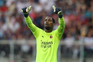 罗马诺+莫雷托：米兰报价500万欧加奖金，迈尼昂对续约感到乐观