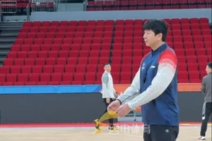 邱彪：现在CBA没有弱队了 我们没有考虑连胜的事情