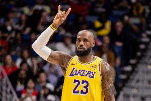 夸梅：谈詹姆斯对我的生意没好处 我不肯说他是GOAT经常被举报