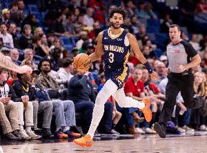 突然开火！普尔外线神准三分3连击 帮助鹈鹕占据主动打停魔术