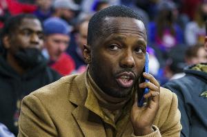 记者谈富保罗：大牌经纪人发声甚至到台前 让NBA权力格局有新变化