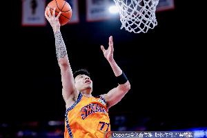 12中9砍赛季新高22分！媒体人：张镇麟打老对手广东 有点说法啊