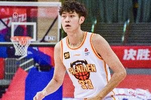 媒体人：王浩然打不了NBA 张懿赵杰、张子一还有那么点可能性