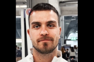 铁闸入队！今天早上，瓦吉奇飞抵曼谷，即将与球队汇合