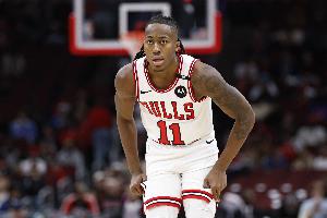 攻防压制！公牛首节轰下39分领先篮网17分 全队三分7中6